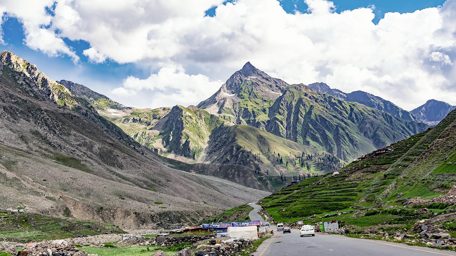 Explore Kaghan Valley: Beauty Between Two Glaciers