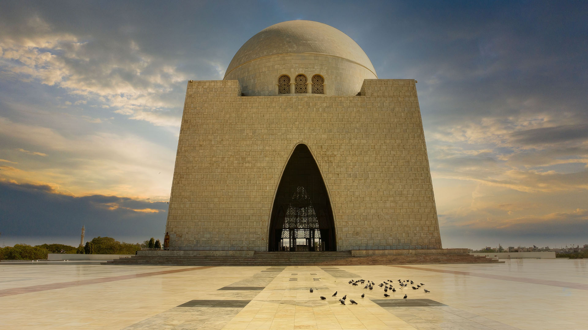 Travel Guide for Karachi