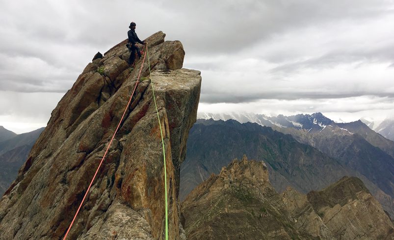Rock-Climbing-in-Pakistan